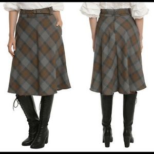 ISO Outlander Circle Skirt